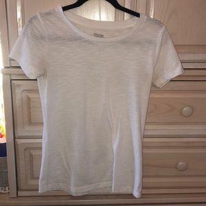 Plain white t shirt